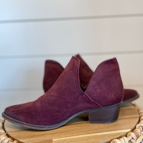 Steve Madden Austin Maroon Suede Leather Ankle Boots - Picture 4 of 5